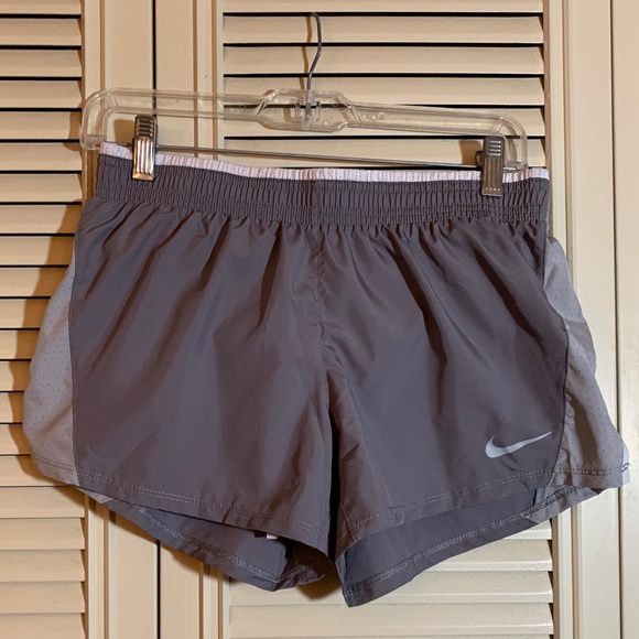 Nike Pants - Never worn Nike tempo shorts